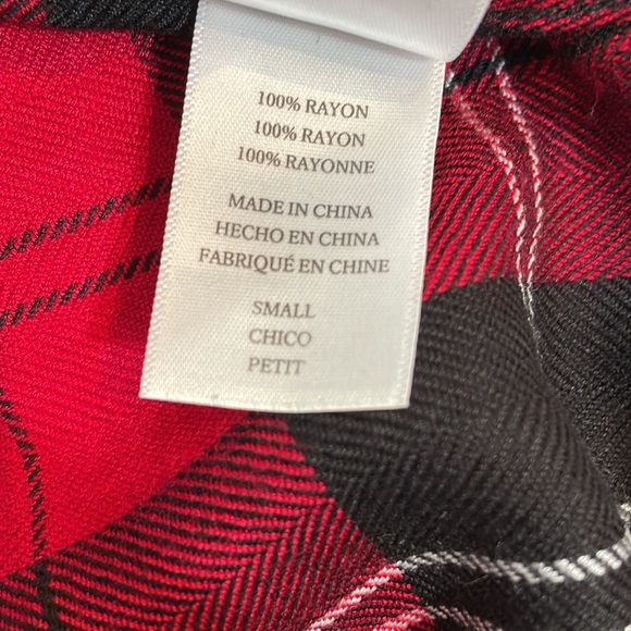 Rails Top Blouse S Casual Button-down Long Sleeve Plaid Red and Black EUC - Picture 9 of 10